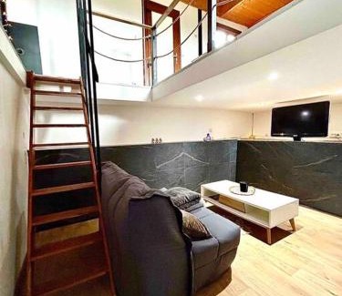 Thise Ski Chalet | Renovated Chalet Near Besançon: Pet-Friendly Getaway
