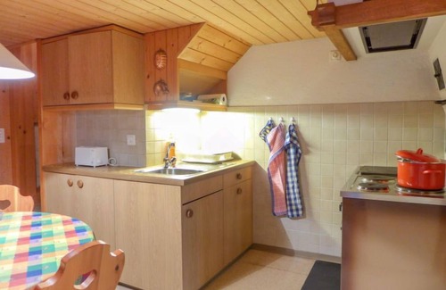 Brienz House | Inviting Chalet Esther with Lake View and Spa Amenities