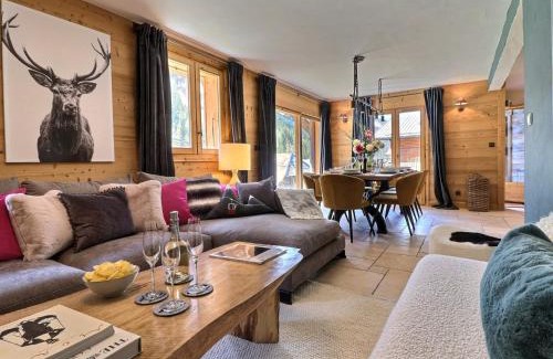 Morzine Ski Chalet | Chalet Eveleen: Cozy Retreat in Morzine Near Ski Lifts