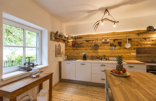 Golling an der Salzach Ski Chalet | Experience Chalet Foresthouse: Relaxing Sauna and Garden