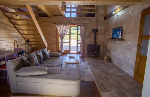 Zabljak House | Oceanfront Retreat at Chalet F&V Radosavović - Rated 9.3