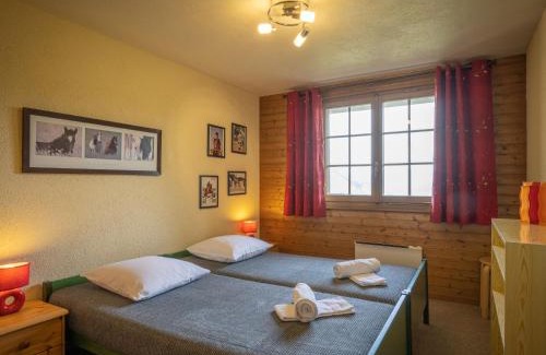 Chamoson Ski Chalet | Stylish Chalet Les Falaises: 4-Star Family-Friendly Stay