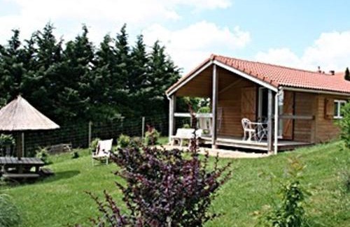 Echassieres House | Family-Friendly Chalet with Pool Near Montluçon and Gannat
