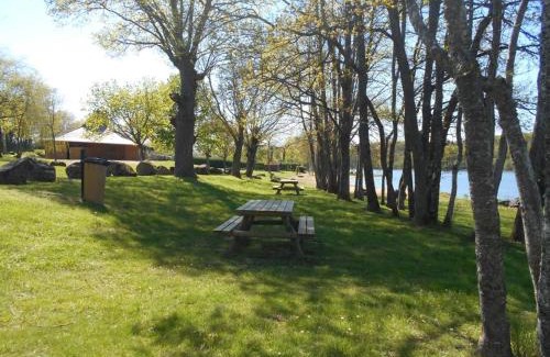 Treignat House | Family-Friendly Chalet with Terrace and Summer Activities