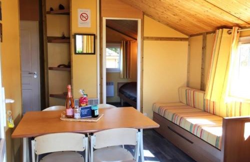 Treignat House | Family-Friendly Chalet with Terrace and Summer Activities