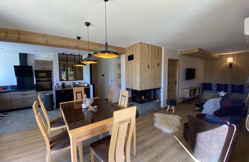 Colmars Ski Chalet | Family Chalet with Mountain Views in Mercantour National Park