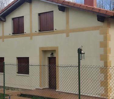 Beranga House | Family-Friendly Chalet for 10 in Beranga, Pets Welcome