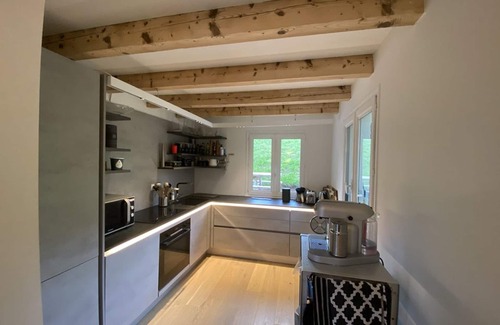 Crest-Voland Ski Chalet | Chalet Crest-Voland: 4 Bedroom Retreat with Spa & Breakfast