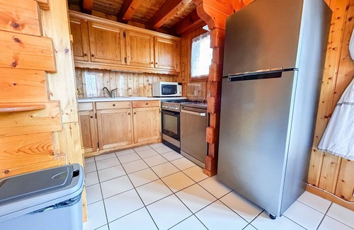 Bernex Ski Chalet | Spacious Chalet Bernex: Perfect for Families & Pets