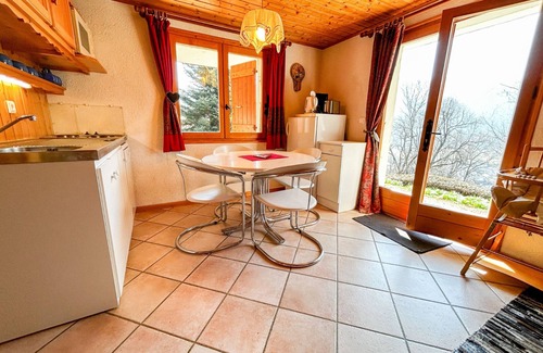 Bernex Ski Chalet | Spacious Chalet Bernex: Perfect for Families & Pets