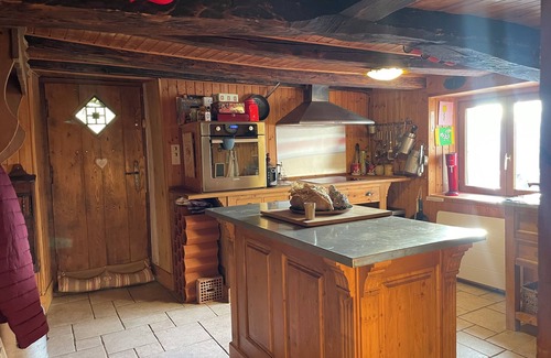 Le Bouchet-Mont-Charvin Ski Chalet | Guest Rated 10/10: Chalet 1830 with Private Pool & Kitchen