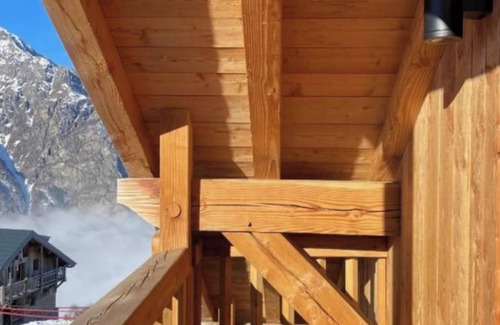 Villard-Reculas Ski Chalet | Large Chalet in Villard Reculas with Ski-in/Ski-out Access
