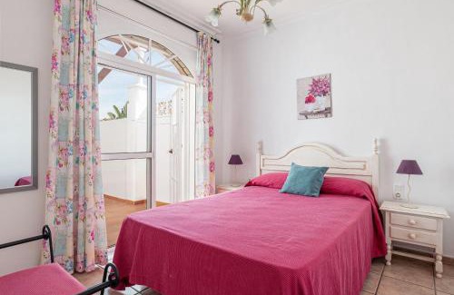 Conil de la Frontera House | Chalet Fuentes 1: Perfect for Families with Pool Access