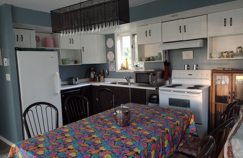 Mauricie Ski Chalet | Cozy Chalet with Lake View, Steps from Lac aux Sables