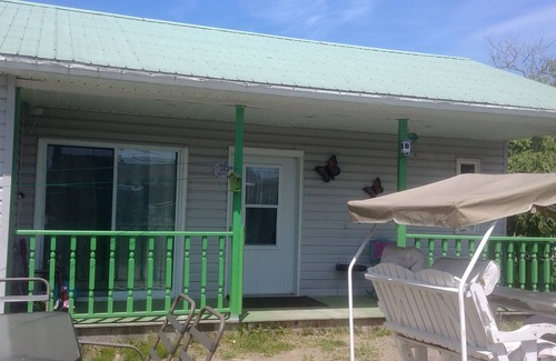Mauricie Ski Chalet | Cozy Chalet with Lake View, Steps from Lac aux Sables