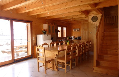 Les Orres Ski Chalet | Mountain View Chalet 'Garrigue Au Pied Des Pistes' with Pool