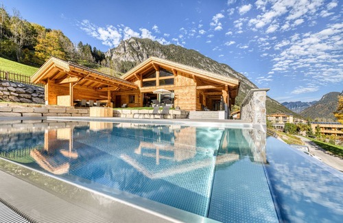 Brand House | Chalet GM in Brand With 5 Bedrooms and 4 Bathrooms