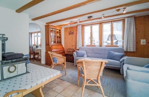 Oberhasli Apartment | Family-Friendly Retreat at Chalet Guttannen EG – Book Now!