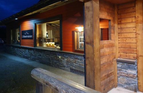 Les Houches Hotel | Oceanfront Chalet Hôtel du Bois with Private Pool & Dining
