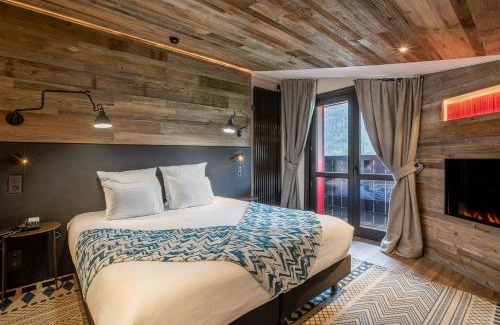 Chamonix City Centre Hotel | Relaxing Chalet Hôtel Le Prieuré & Spa with Ocean Views