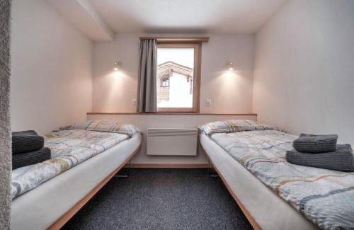 Arosa Apartment | Cozy Chalet Höckli Wohnung 2 - Family-Friendly Retreat