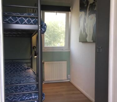 Hensbroek Ski Chalet | Cozy Chalet Hensbroek: Pet & Child Friendly Retreat