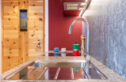 Nova Ponente Ski Chalet | Chalet 'Himmel': Scenic Mountain Views & Private Garden
