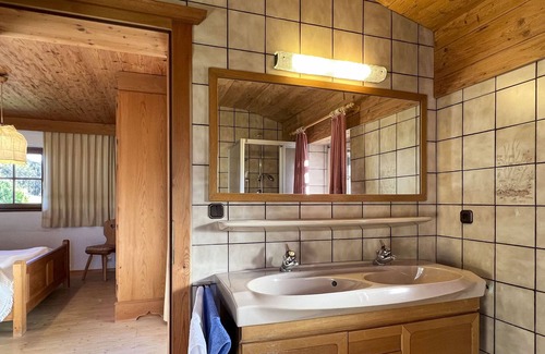 Kitzbuehel House | Prime Location Chalet Horn - Family-Friendly Retreat