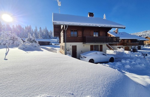 Premanon Ski Chalet | Chalet ideally located on the resort of Les Rousses.