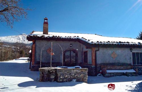 Bronte Ski Chalet | Inviting Chalet il Palmento del Vulcano with Oceanfront Views