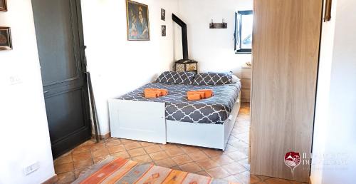 Bronte Ski Chalet | Inviting Chalet il Palmento del Vulcano with Oceanfront Views