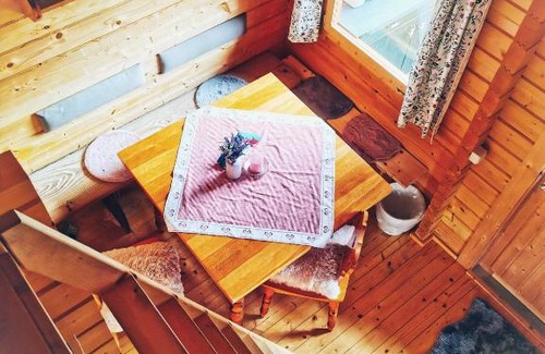 Sankt Radegund bei Graz Apartment | Pet-Friendly Chalet im Grünen with Hot Tub & Top Reviews