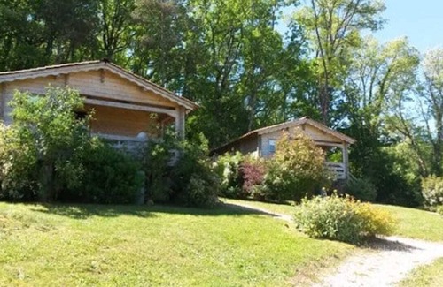 La Bachellerie Ski Chalet | Scenic Chalet Retreat with Private Pool and Pet-Friendly Perks