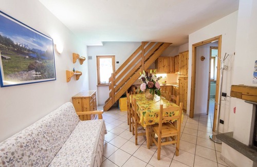 Antey-Saint-Andre Ski Chalet | Family-Friendly Belvilla by OYO Gran Becca Bilo Awaits