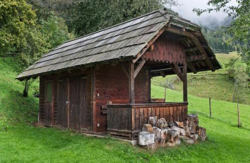 Arriach Apartment | Cozy Holiday Home in Arriach Near Lake Ossiach