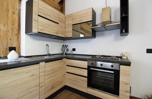 Lozzo di Cadore House | Delightful Belvilla by OYO: Garden Retreat with Top Amenities