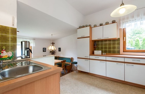 Bad Mitterndorf House | Cozy Holiday Home in Bad Mitterndorf Near Ski Adventures