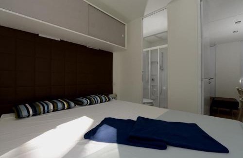 Baia Domizia Ski Chalet | Family-Friendly Retreat at Belvilla by OYO Baia Domizia
