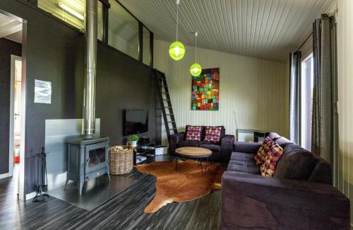 Wirtzfeld Ski Chalet | Chic Boutique Chalet in B llingen by the Lake