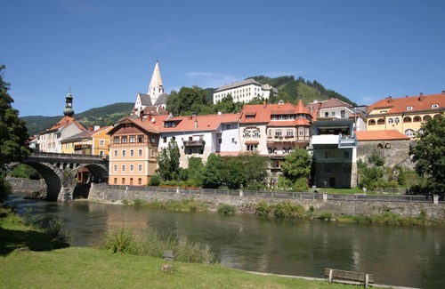 Stadl-Predlitz House | Relaxing Chalet in Stadl an der Mur with Spa and Sauna