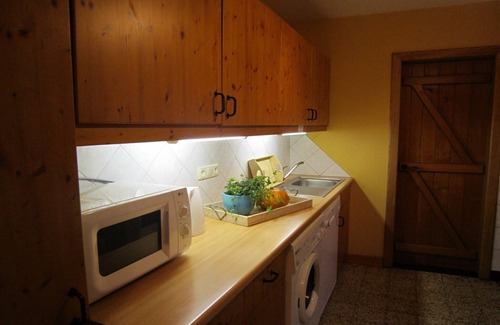 Sourbrodt Ski Chalet | Pet-Friendly Chalet with Private Garden in Waimes