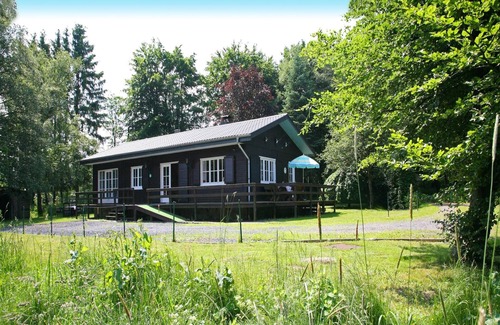 Sourbrodt Ski Chalet | Pet-Friendly Chalet with Private Garden in Waimes
