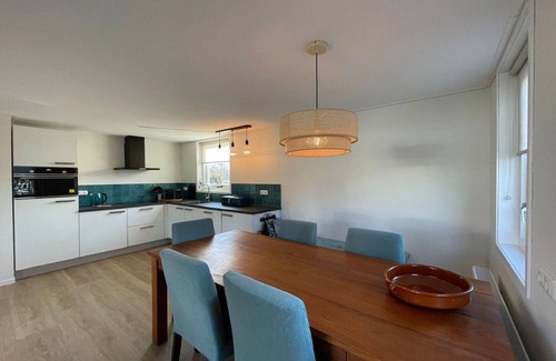 Sint Nicolaasga House | Chalet in Friesland near Large Lakes