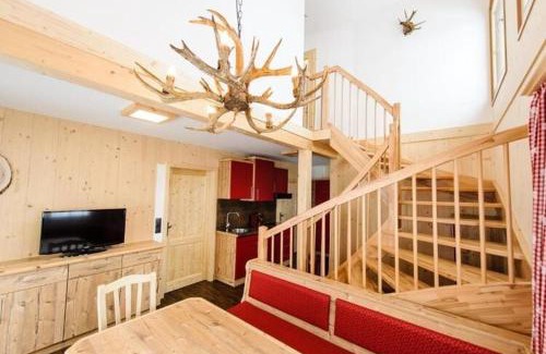 Gaal Ski Chalet | Relaxing Holiday Home in Gaal im Murtal with Terrace