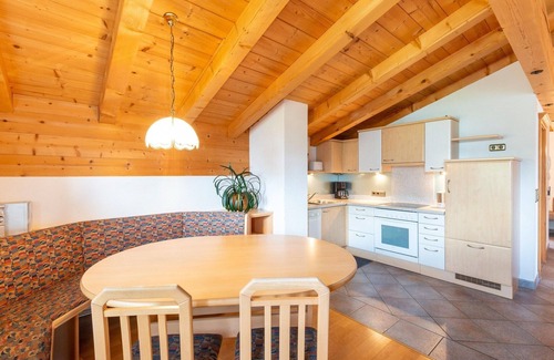 Gattererberg Apartment | Cozy Stummerberg Apartment with Balcony & Kitchen Access