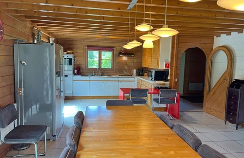 Hotton House | Experience Ourthe Chalet Holiday Rentals with Family-Friendly Amenities