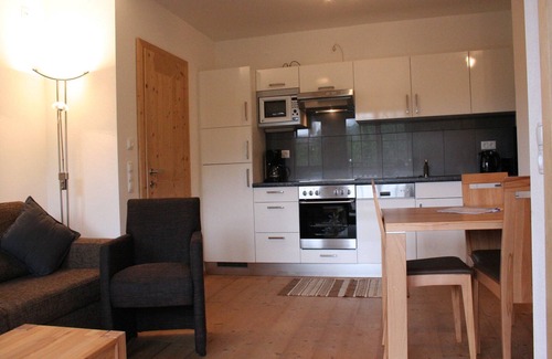 Schonbach Apartment | Cozy Apartment with Sauna Near Ski Slopes - Rated 9.8