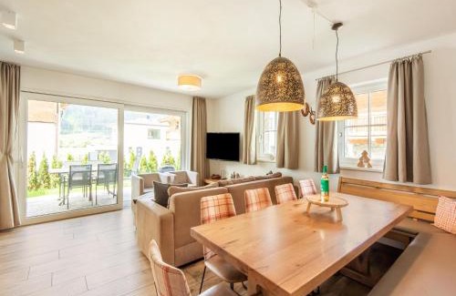 Lengdorf House | Cozy Holiday Home in Niedernsill with Relaxing Sauna