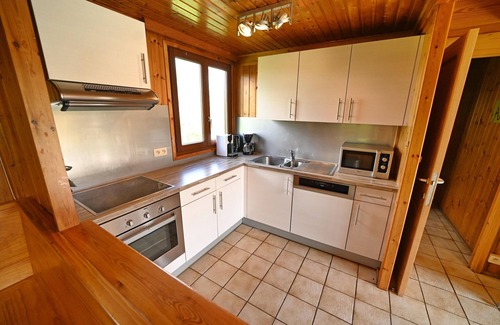 Noiseux House | Inviting Terrace Garden with BBQ, Sauna & Jacuzzi Retreat