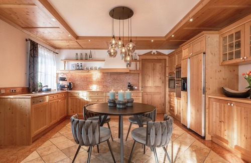Sankt Johann in Tirol Villa | Chalet in St. Johann in Tyrol near Kitzbühel